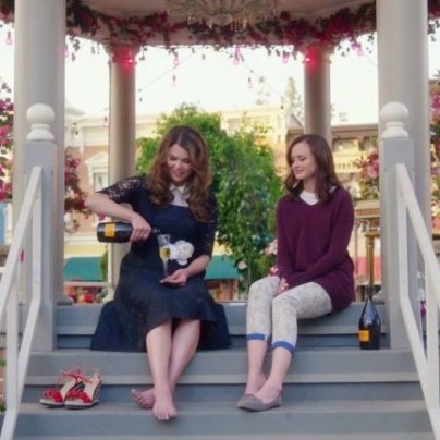 gallery-1480071399-gilmore-end-3